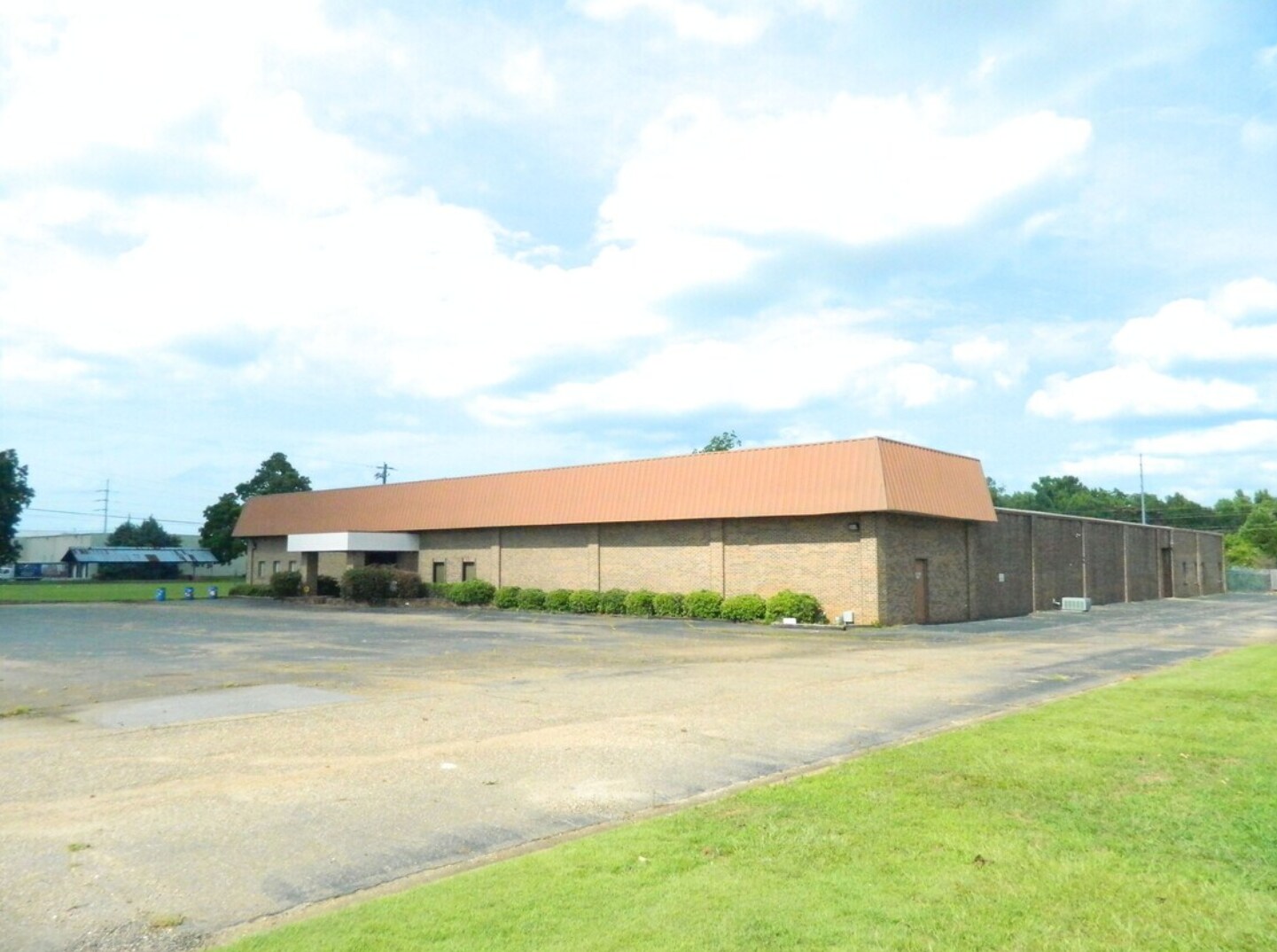 101 Bell Rd, Montgomery, AL à louer Photo de l’immeuble– Image 1 sur 5