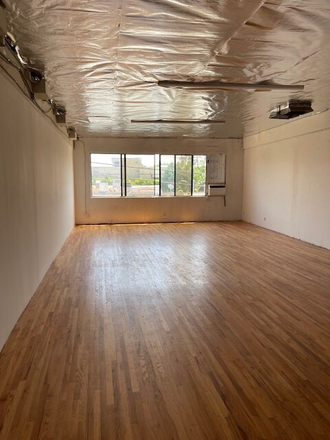 7600 Melrose Ave, Los Angeles, CA à louer Photo intérieure– Image 1 sur 3
