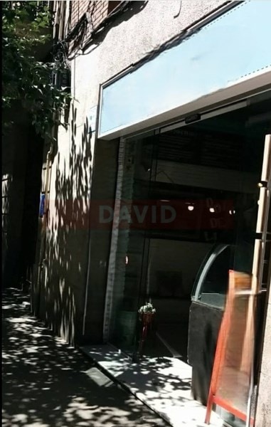 Local commercial dans Barcelone, Barcelona à louer Photo de l’immeuble– Image 1 sur 4
