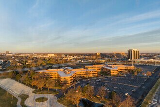 1520 Kensington Rd, Oak Brook, IL - VUE AÉRIENNE vue de carte - Image1