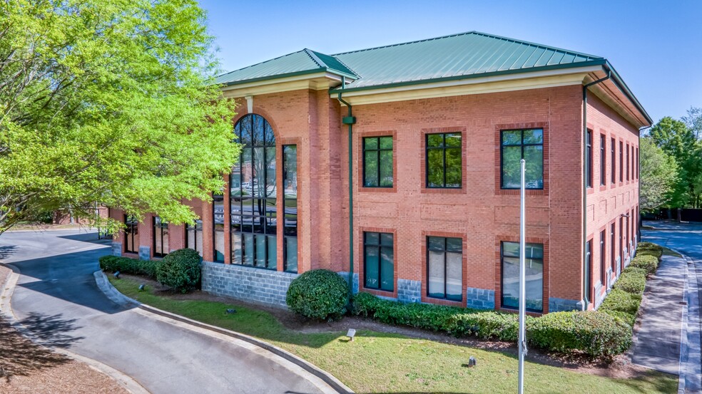 525 E Crossville Rd, Roswell, GA à vendre - Photo de l’immeuble – Image 3 sur 14