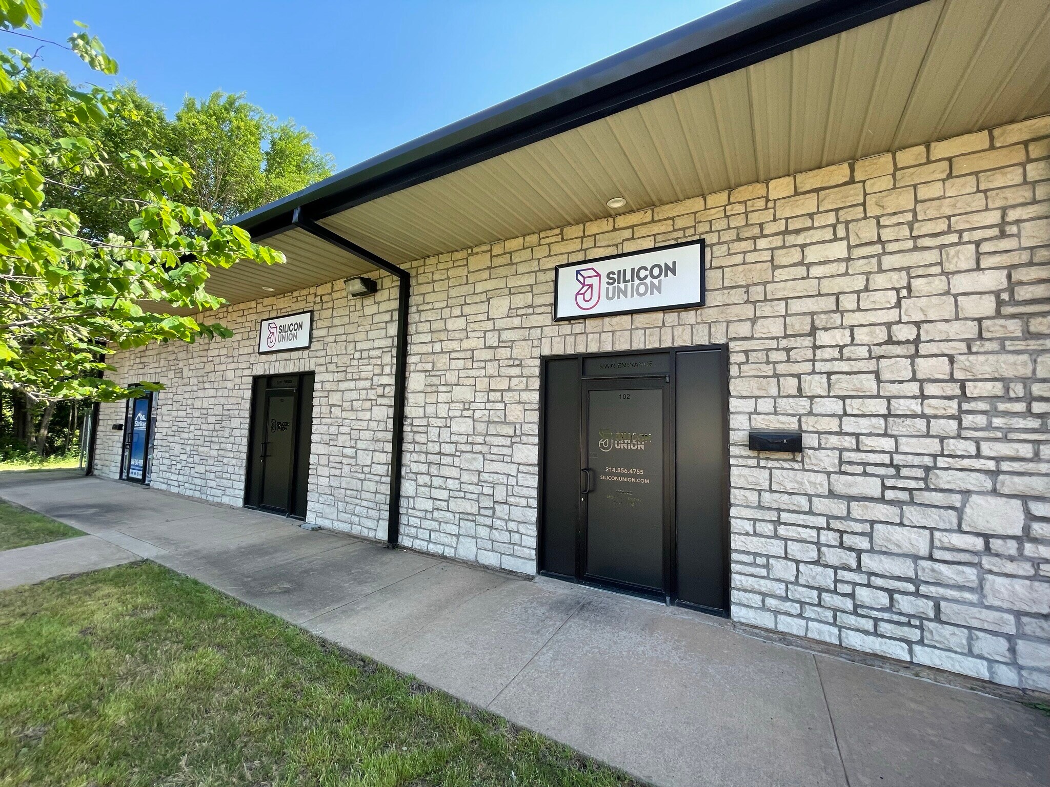194 Industrial Blvd, McKinney, TX à louer Photo de l’immeuble– Image 1 sur 16