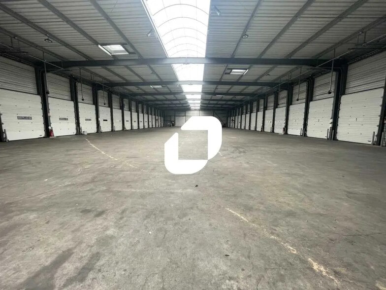 Local d’activités dans Bruges à louer - Photo intérieure – Image 1 sur 6