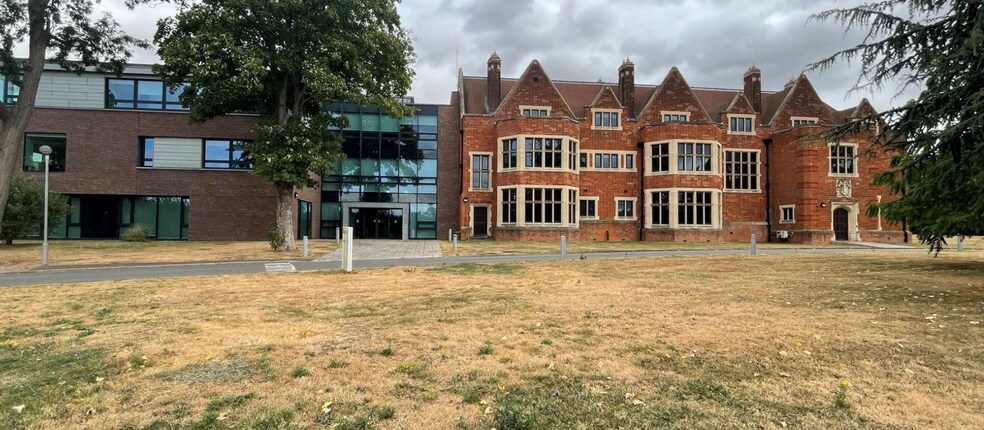Tempsford Hall, Sandy à louer - Photo de l’immeuble – Image 1 sur 5
