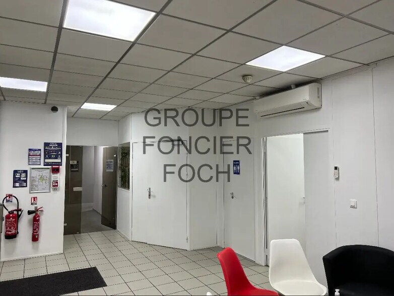 Rue Maryse Bastié, Bron à vendre - Photo intérieure – Image 3 sur 5