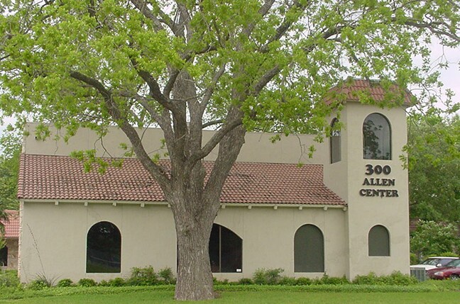 300 CM Allen Pky, San Marcos, TX à vendre - Photo de l’immeuble – Image 3 sur 6