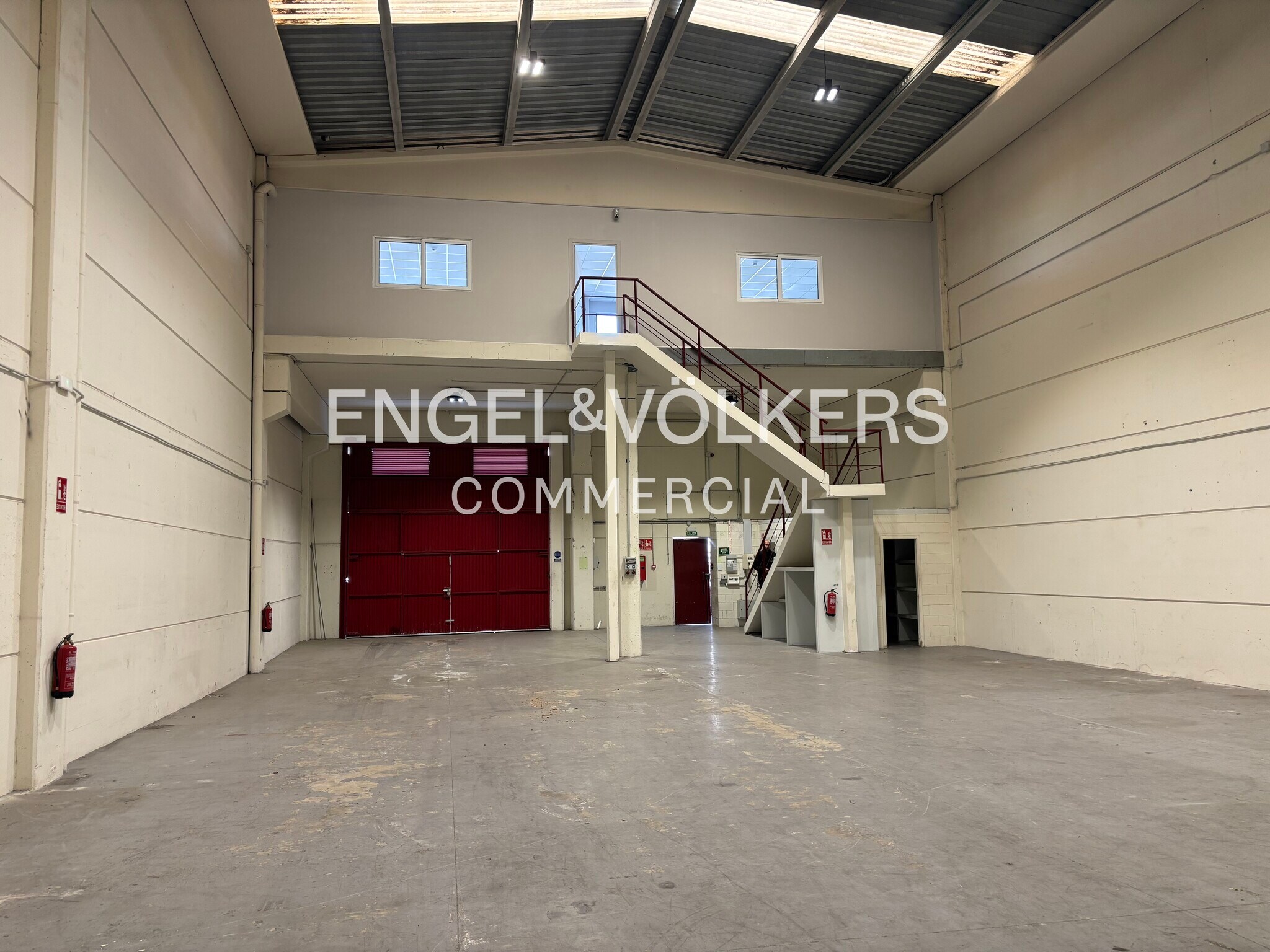 Industriel/Logistique dans Barberà del Vallès, Barcelona à louer Photo intérieure– Image 1 sur 5