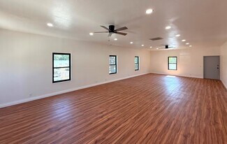 Plus de détails pour 8865 Morro Rd, Atascadero, CA - Bureau à louer