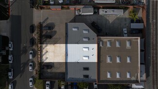 Plus de détails pour 17702-17722 Metzler Ln, Huntington Beach, CA - Industriel/Logistique à vendre