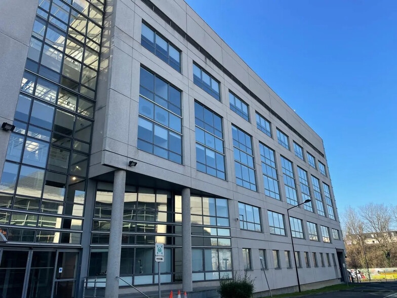 Bureau dans Champigny-sur-Marne à louer - Photo principale – Image 3 sur 11