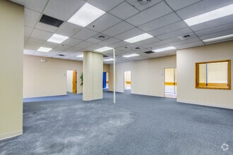 1300 S Meridian Ave, Oklahoma City, OK à vendre Photo intérieure– Image 1 sur 9