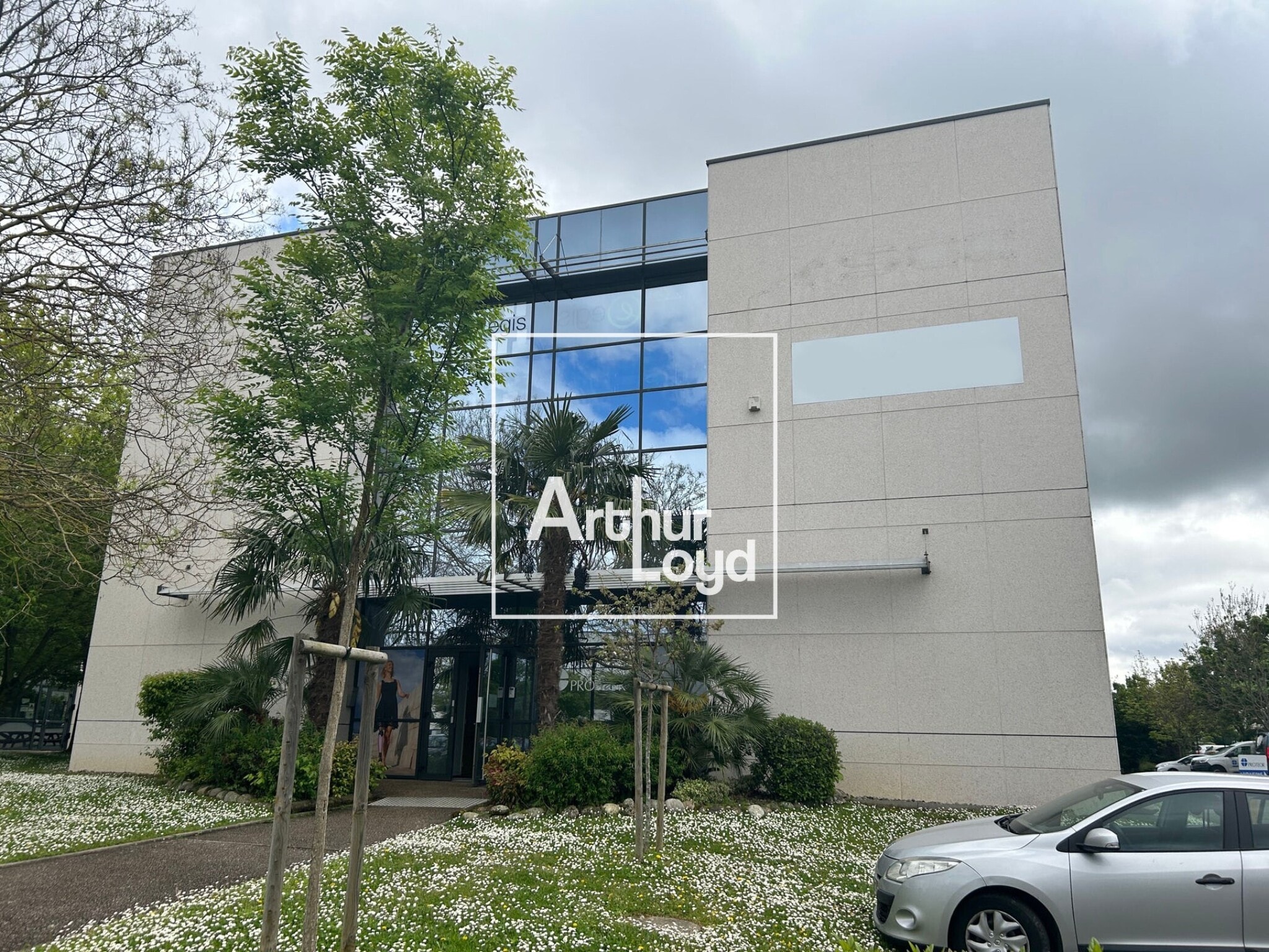 Rue Roger Camboulives, Toulouse à louer Photo de l’immeuble– Image 1 sur 8