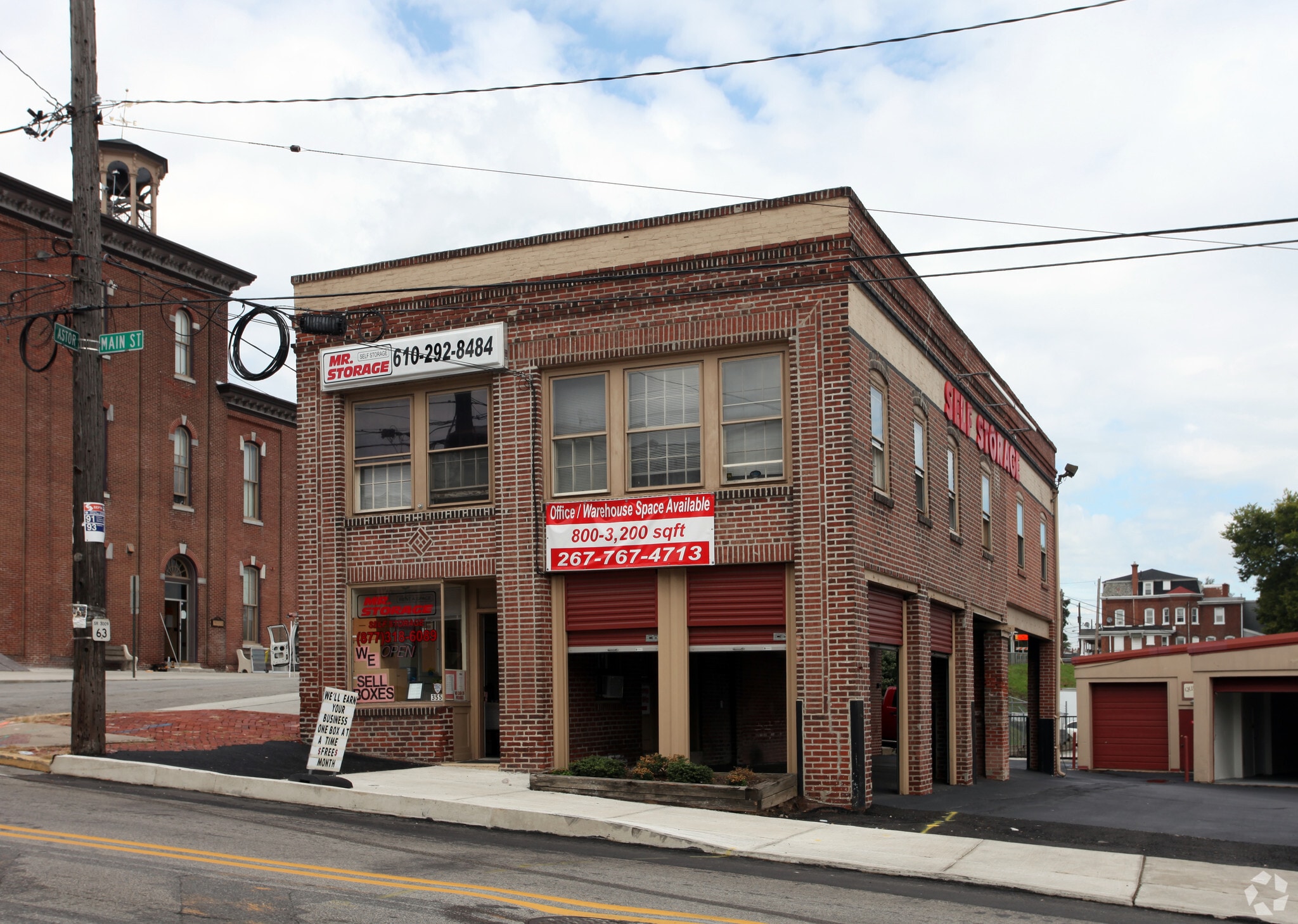 355 W Main St, Norristown, PA à louer Photo de l’immeuble– Image 1 sur 1