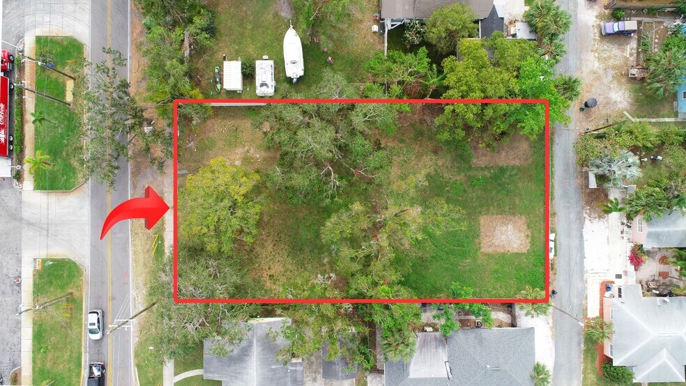 2205 52nd St S, Gulfport, FL à vendre - Photo de l’immeuble – Image 3 sur 8