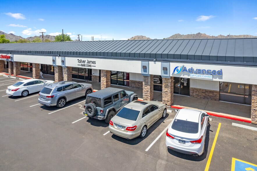 3375 E Shea Blvd, Phoenix, AZ à louer - Photo de l’immeuble – Image 3 sur 9