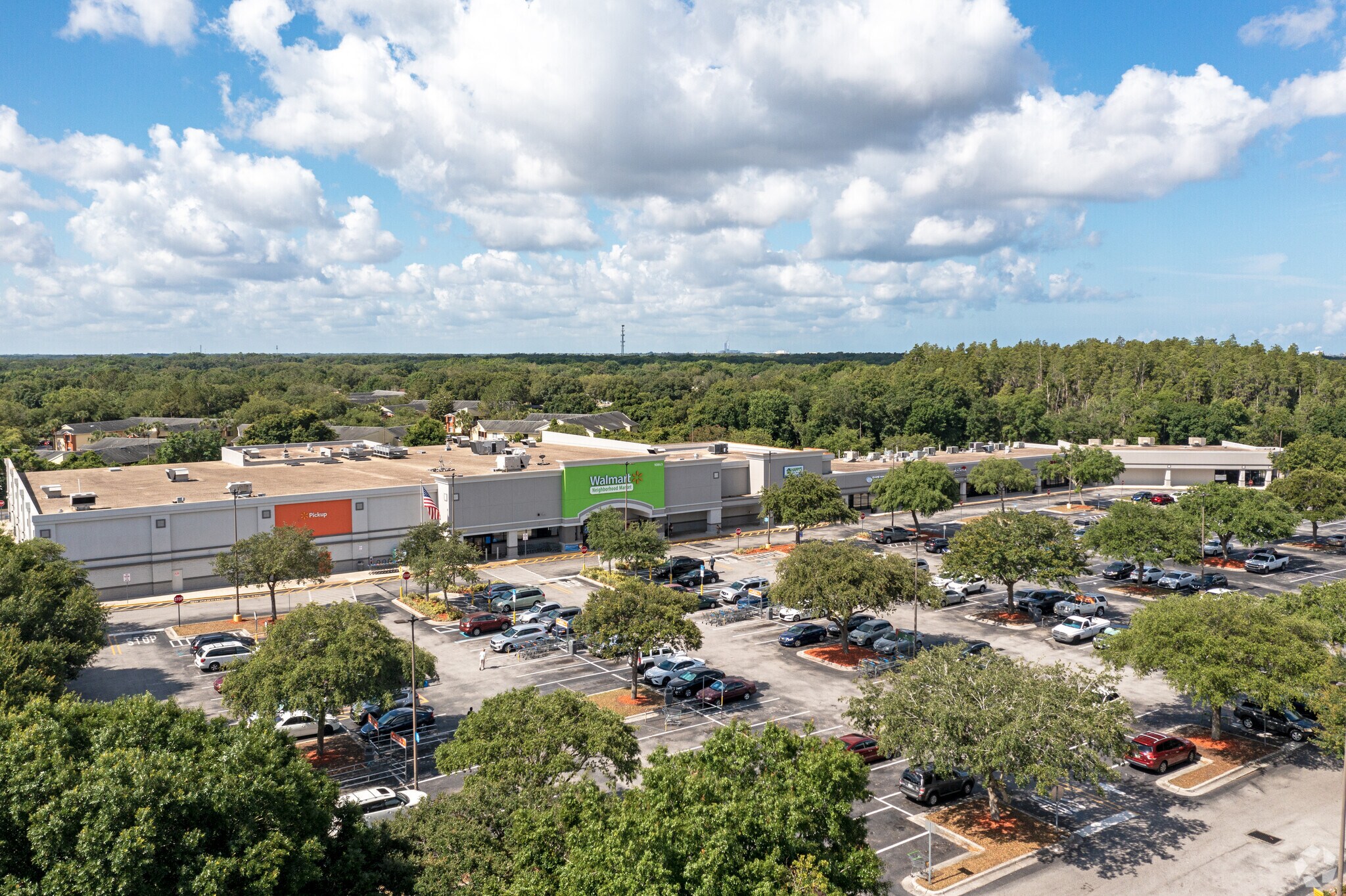 10817-10863 Bloomingdale Ave, Riverview, FL à louer Photo principale– Image 1 sur 4