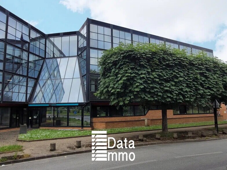 Bureau dans Champigny-sur-Marne à louer - Photo de l’immeuble – Image 3 sur 10