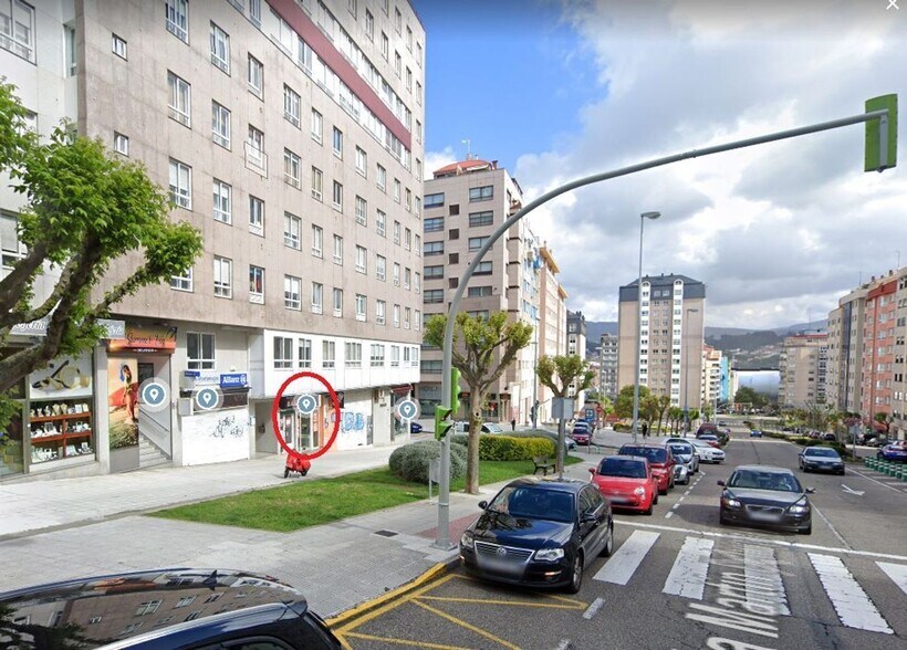 Local commercial dans Vigo, Pontevedra à vendre - Photo de l’immeuble – Image 1 sur 15