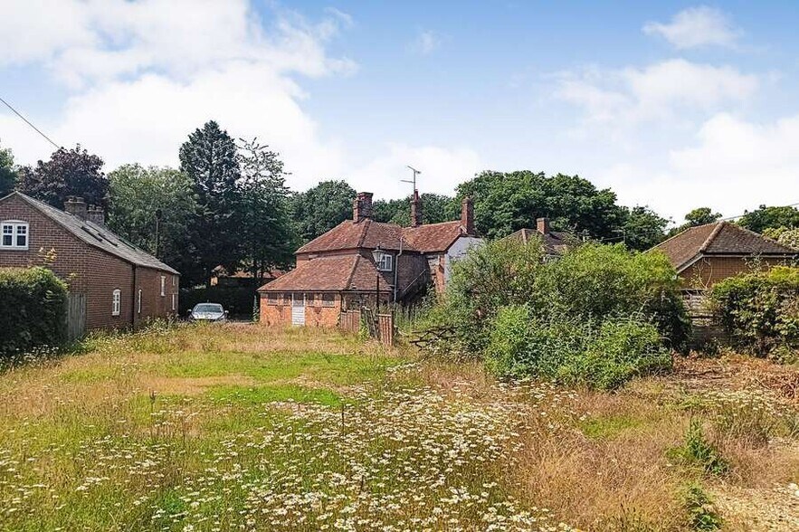 12A Ermin St, Newbury à vendre - Photo de l’immeuble – Image 2 sur 3