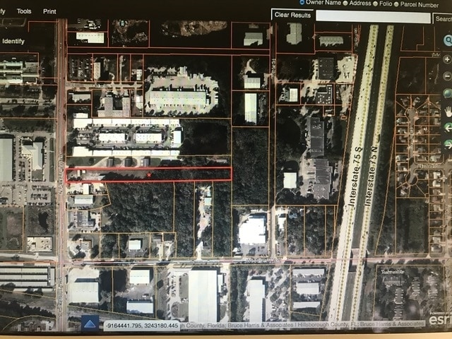 209 N Falkenburg Rd, Tampa, FL à louer - Photo principale – Image 3 sur 4