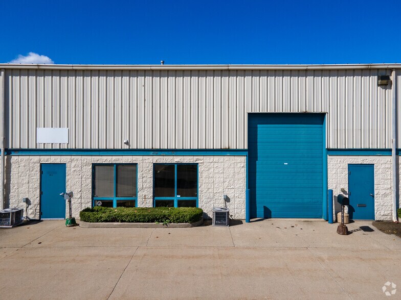 630 E Bronson St, South Bend, IN à louer - Photo de l’immeuble – Image 2 sur 11