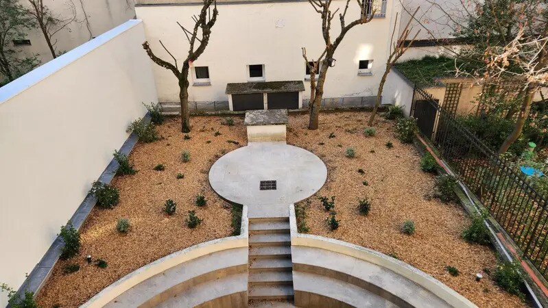 Bureau dans Neuilly-sur-Seine à louer - Photo de l’immeuble – Image 3 sur 8