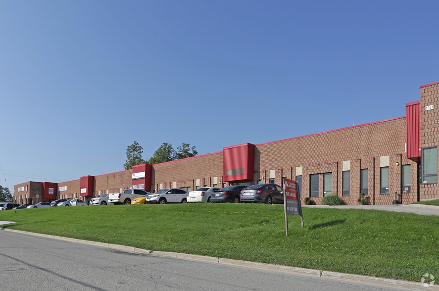 1031 Hubrey Rd, London, ON à louer - Photo de l’immeuble – Image 3 sur 3