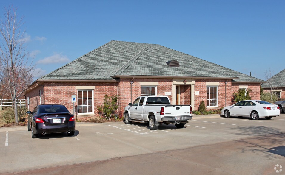 1425 NW 150th St, Edmond, OK à vendre - Photo principale – Image 2 sur 6