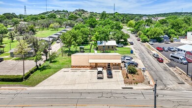 1516 Sidney Baker St, Kerrville, TX - Vue aérienne vue de carte - Image1