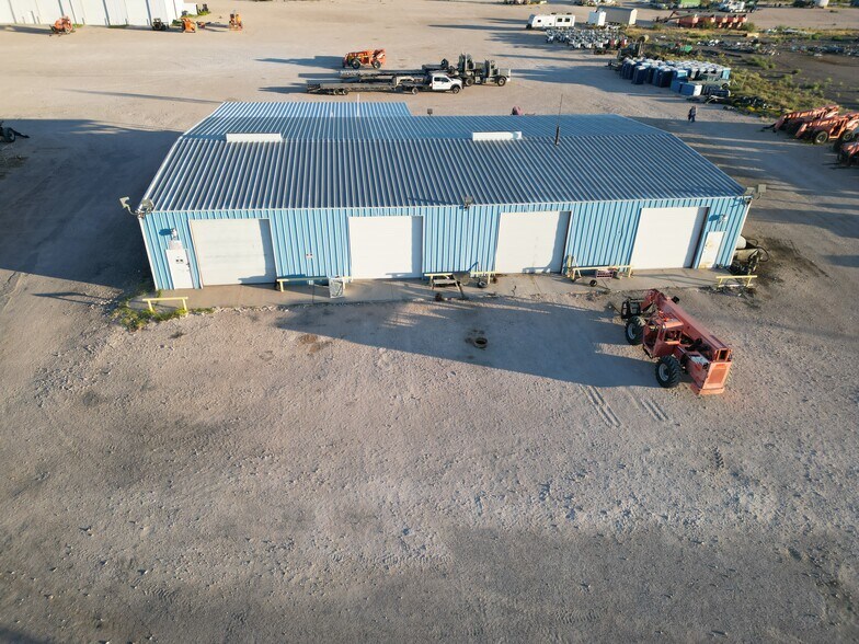 5118 S Veronica St, Monahans, TX à vendre - Aérien – Image 1 sur 42