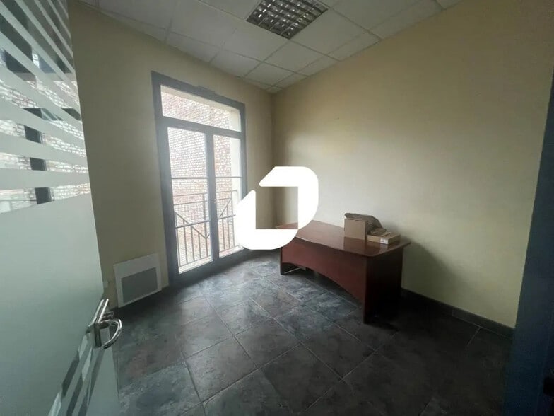 240 Rue De Paris, Douai à louer - Photo de l’immeuble – Image 3 sur 9