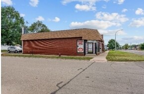 Plus de détails pour 29103-29107 5 Mile Rd, Livonia, MI - Local commercial à vendre