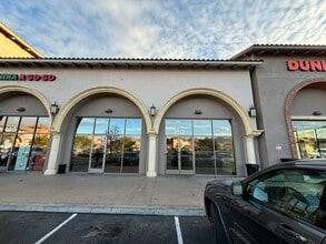 W Charleston Blvd, Las Vegas, NV à louer Photo intérieure– Image 1 sur 6