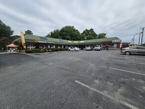 2001 N Cannon Blvd, Kannapolis, NC à louer Photo de l’immeuble– Image 1 sur 3