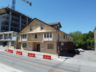 Plus de détails pour 72 Mill St, Halton Hills, ON - Bureau à vendre