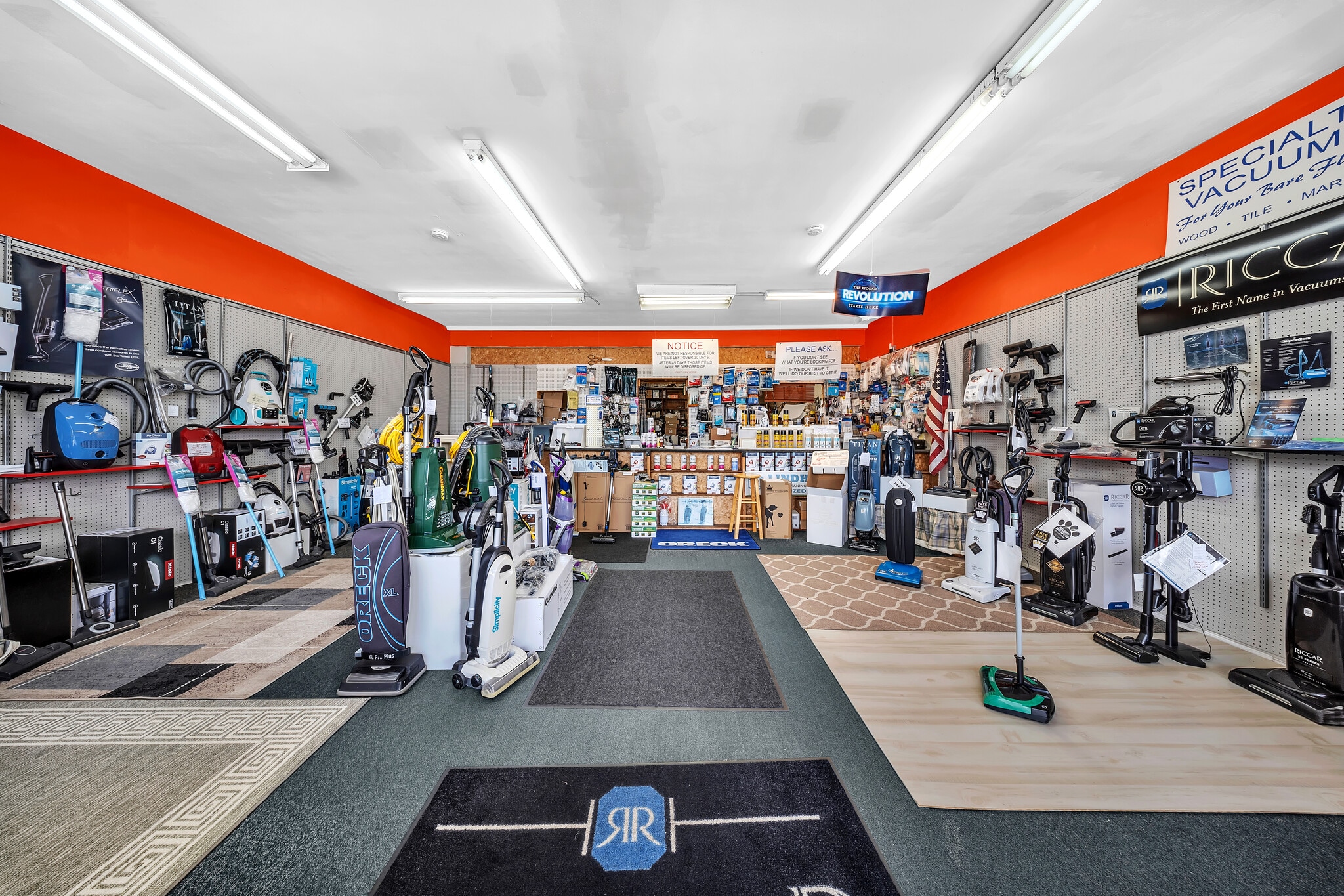 18480-18484 W Dixie Hwy, North Miami Beach, FL à louer Photo intérieure– Image 1 sur 4