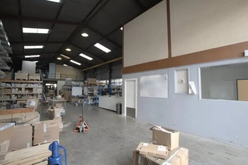 Bureau dans Chalon-sur-Saône à louer - Photo de l’immeuble – Image 1 sur 5