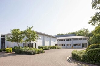 Ruscombe Ln, Reading à louer Photo de l’immeuble– Image 2 sur 6