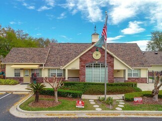 Plus de détails pour 10301 Cross Creek Blvd, Tampa, FL - Local commercial à vendre