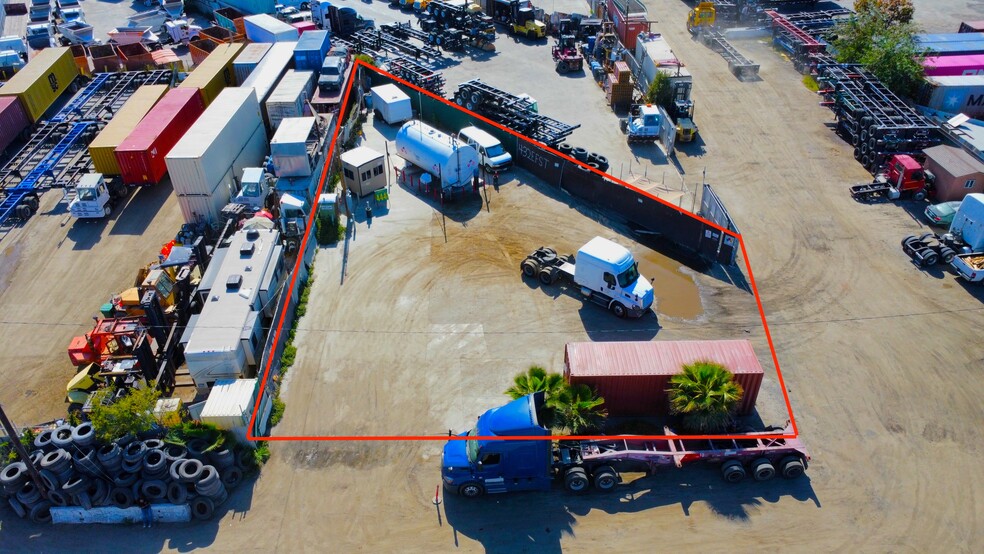 537 N Banning Blvd, Wilmington, CA à vendre - Photo de l’immeuble – Image 3 sur 4