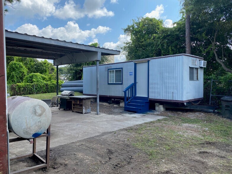 2100 4th St, Orlando, FL à vendre - Photo de l’immeuble – Image 3 sur 4