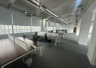 1 Gibb St, Birmingham à louer Photo intérieure– Image 2 sur 2