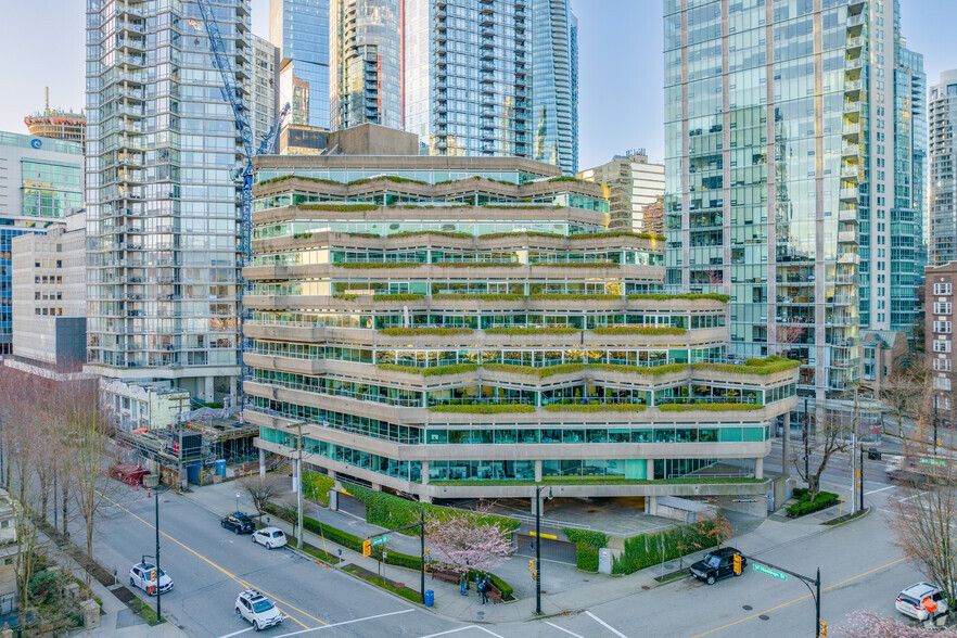 1285 W Pender St, Vancouver, BC à louer - Photo de l’immeuble – Image 3 sur 5