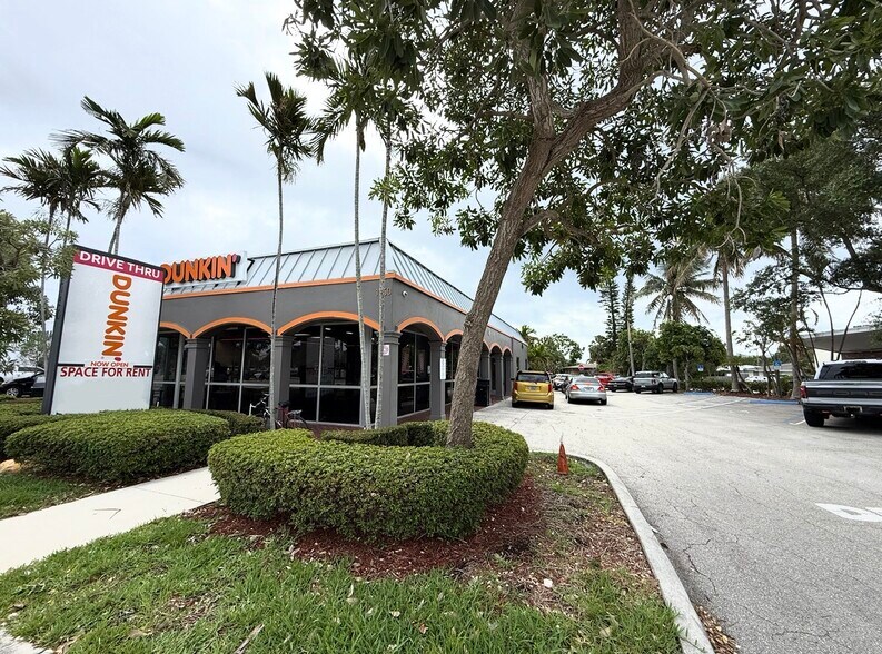 1750 N Federal Hwy, Pompano Beach, FL à louer - Photo de l’immeuble – Image 3 sur 16