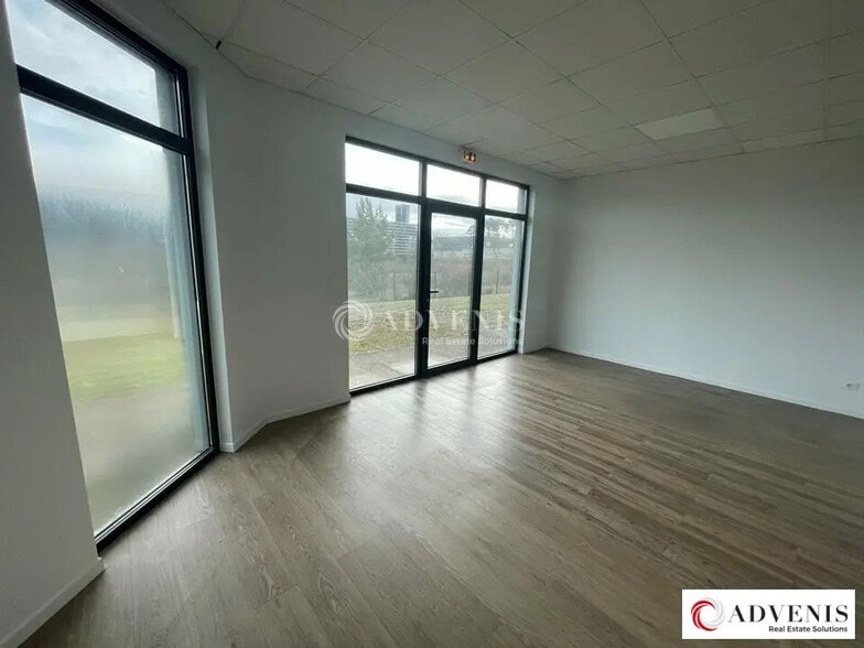 Local d’activités dans Mérignac à louer - Photo intérieure – Image 3 sur 6