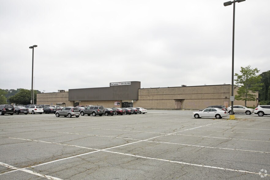 1475 E Park Place Blvd, Stone Mountain, GA à louer - Photo de l’immeuble – Image 1 sur 4
