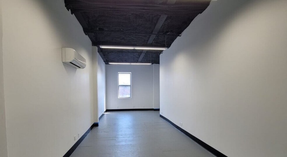 222 44th St, Brooklyn, NY à louer - Photo de l’immeuble – Image 2 sur 10