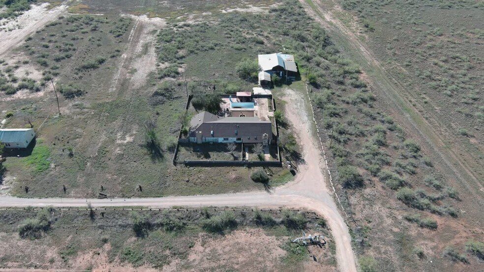 1601 N County Road 1110, Midland, TX à vendre - Vidéo sur l’annonce professionnelle – Image 2 sur 80