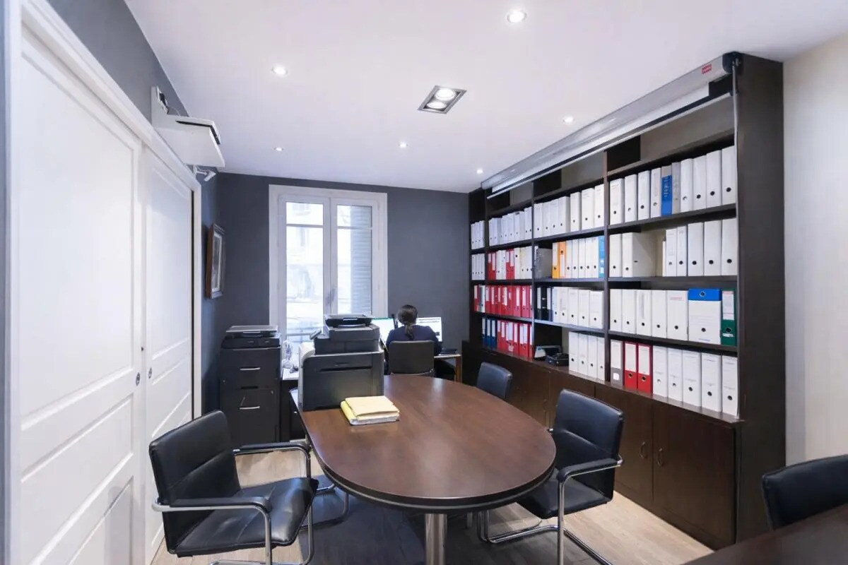 Bureau dans Paris à vendre Photo de l’immeuble– Image 1 sur 8