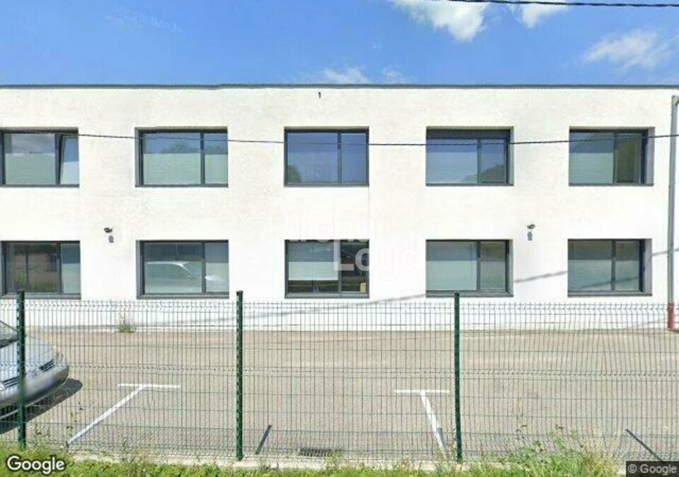 7 Chemin Des Primevères, Challes-les-Eaux à louer Photo de l’immeuble– Image 1 sur 10